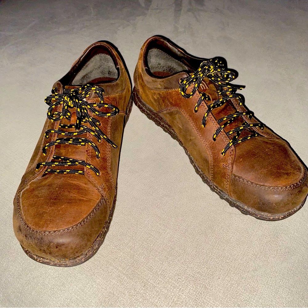 🎉HP🎉 EUC The North Face Leather Loafers